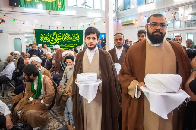 آئین عمامه‌‌گذاری و بزرگداشت عید بزرگ غدیرخم و یادبود سالروز ارتحال امام خمینی(ره) إحیاگر غدیر