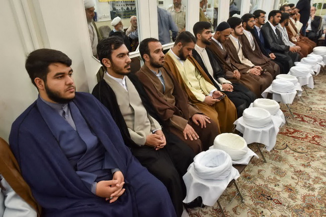 آئین عمامه‌‌گذاری و بزرگداشت عید بزرگ غدیرخم و یادبود سالروز ارتحال امام خمینی(ره) إحیاگر غدیر