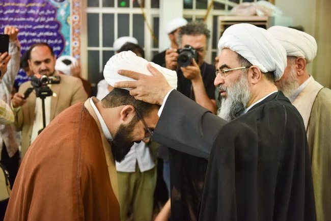 آئین عمامه‌‌گذاری و بزرگداشت عید بزرگ غدیرخم و یادبود سالروز ارتحال امام خمینی(ره) إحیاگر غدیر