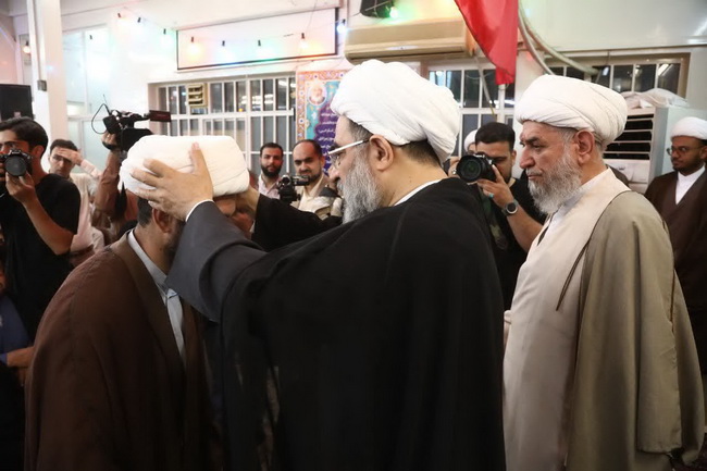 آئین عمامه‌‌گذاری و بزرگداشت عید بزرگ غدیرخم و یادبود سالروز ارتحال امام خمینی(ره) إحیاگر غدیر