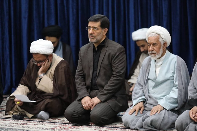 مراسم بزرگداشت رهبر شهید در مرکز فقهی ائمه اطهار(ع)