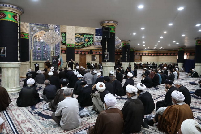 مراسم بزرگداشت رهبر شهید در مرکز فقهی ائمه اطهار(ع)