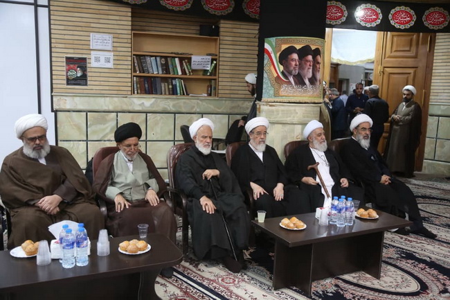 مراسم بزرگداشت رهبر شهید در مرکز فقهی ائمه اطهار(ع)