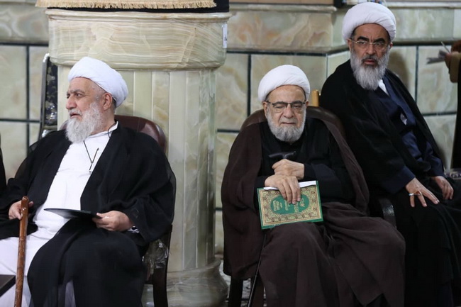 مراسم بزرگداشت رهبر شهید در مرکز فقهی ائمه اطهار(ع)
