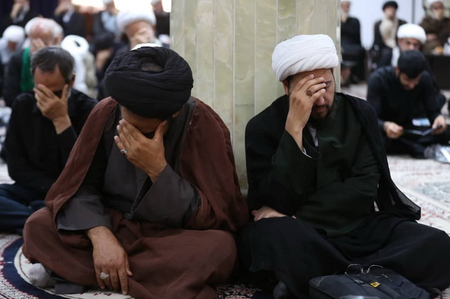 مراسم بزرگداشت رهبر شهید در مرکز فقهی ائمه اطهار(ع)
