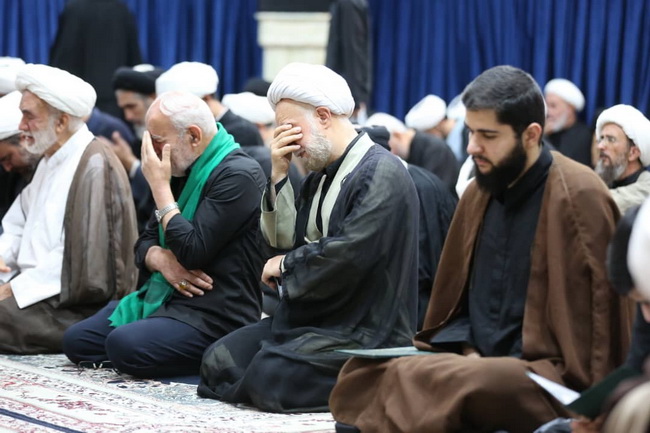 مراسم بزرگداشت رهبر شهید در مرکز فقهی ائمه اطهار(ع)