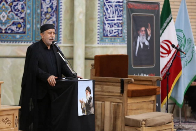 مراسم بزرگداشت رهبر شهید در مرکز فقهی ائمه اطهار(ع)