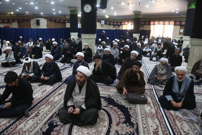 مراسم بزرگداشت رهبر شهید در مرکز فقهی ائمه اطهار(ع)