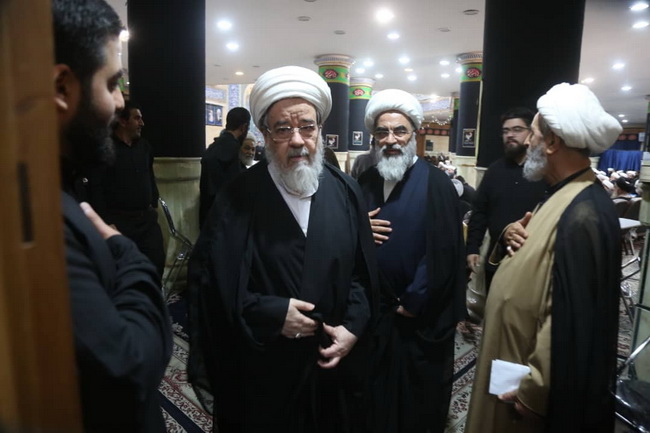 مراسم بزرگداشت رهبر شهید در مرکز فقهی ائمه اطهار(ع)