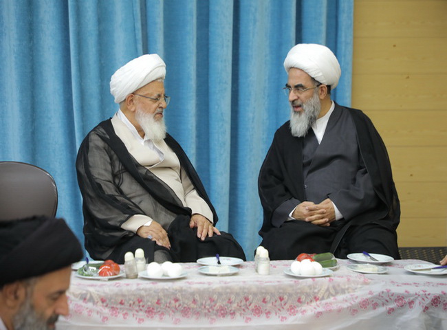 حضور معظم له در دفتر ناصری نماینده ولی فقیه در استان، مسئولین حوزه علمیه نهادهای فرهنگی