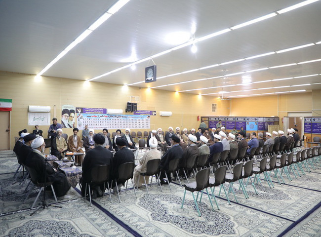 حضور معظم له در دفتر ناصری نماینده ولی فقیه در استان، مسئولین حوزه علمیه نهادهای فرهنگی