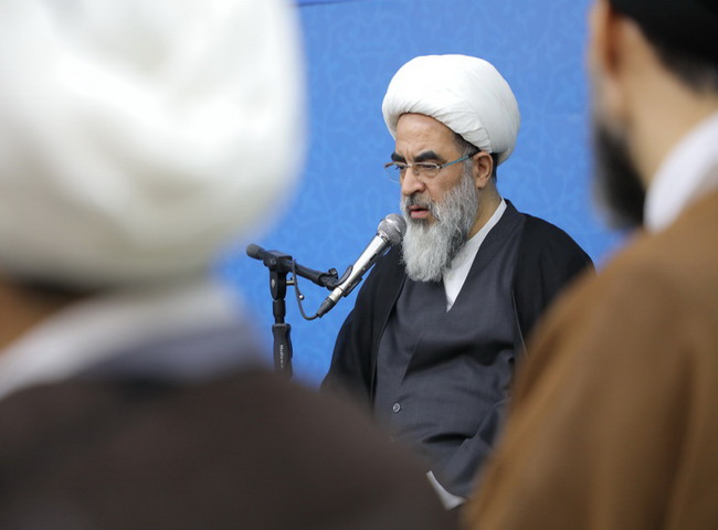 حضور معظم له در دفتر ناصری نماینده ولی فقیه در استان، مسئولین حوزه علمیه نهادهای فرهنگی