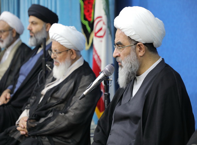 حضور معظم له در دفتر ناصری نماینده ولی فقیه در استان، مسئولین حوزه علمیه نهادهای فرهنگی