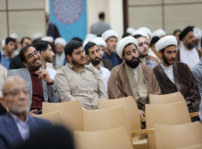 سخنرانی در هجدهمین همایش تجلیل از ممتازین یزدی حوزه‌های علمیه یزد