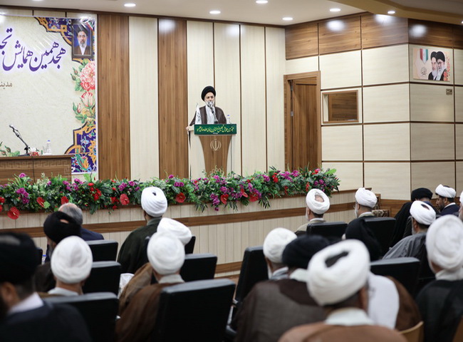سخنرانی در هجدهمین همایش تجلیل از ممتازین یزدی حوزه‌های علمیه یزد