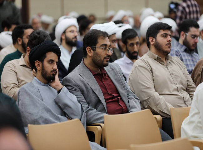 سخنرانی در هجدهمین همایش تجلیل از ممتازین یزدی حوزه‌های علمیه یزد