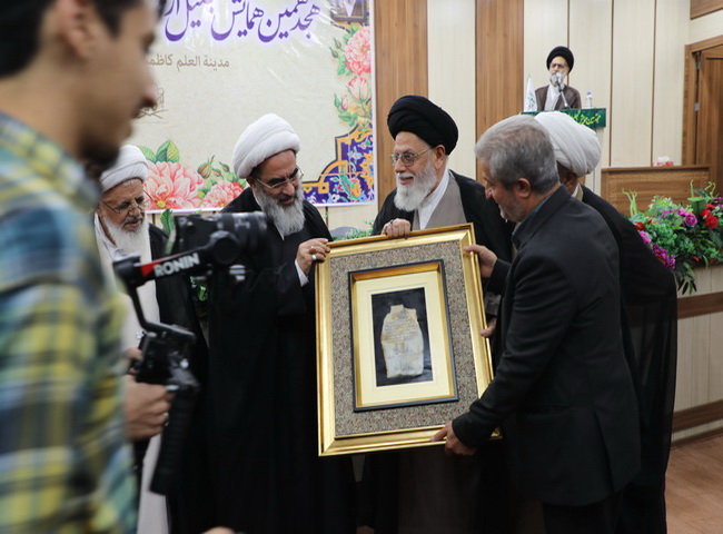 سخنرانی در هجدهمین همایش تجلیل از ممتازین یزدی حوزه‌های علمیه یزد