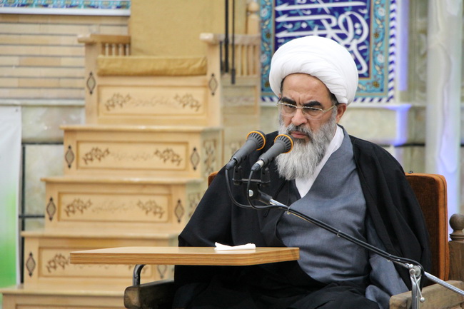 دیدار اساتید و طلاب استاد گلستان
