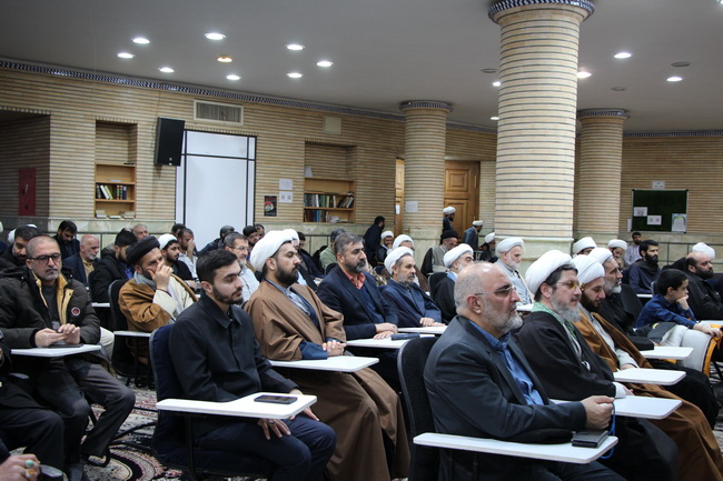دیدار اساتید و طلاب استاد گلستان