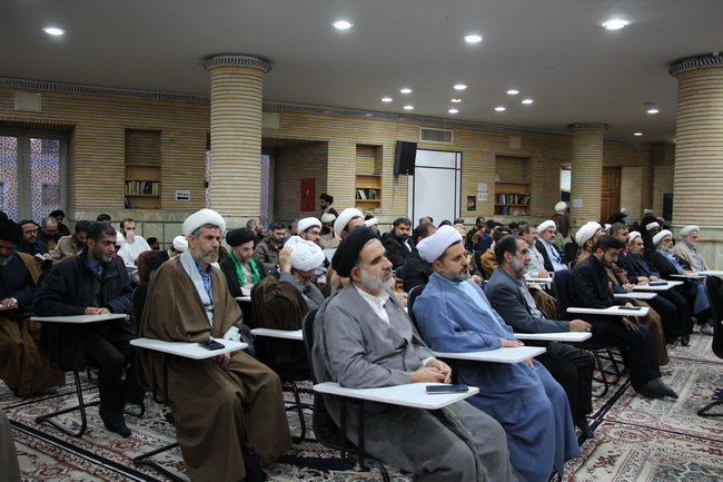 دیدار اساتید و طلاب استاد گلستان