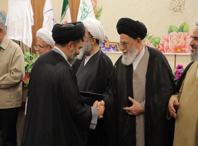هجدهمین همایش تجلیل از ممتازین یزدی حوزه‌های علمیه یزد