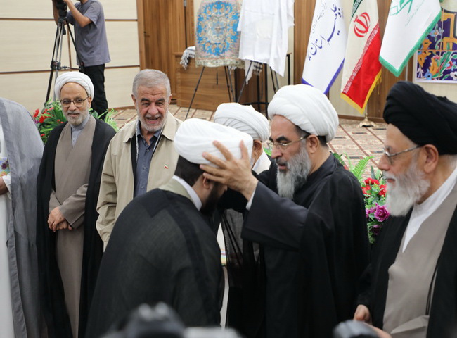 آئین عمامه گذاری طلاب مدینة العلم کاظمیه