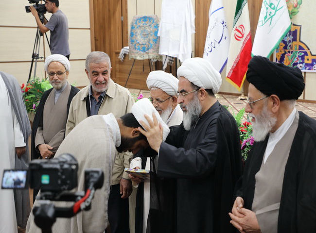 آئین عمامه گذاری طلاب مدینة العلم کاظمیه