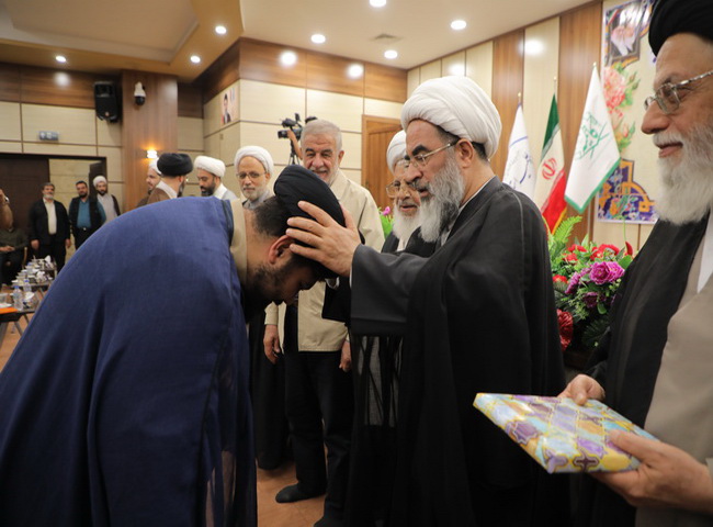 آئین عمامه گذاری طلاب مدینة العلم کاظمیه