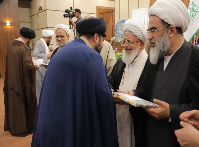آئین عمامه گذاری طلاب مدینة العلم کاظمیه
