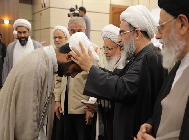 آئین عمامه گذاری طلاب مدینة العلم کاظمیه