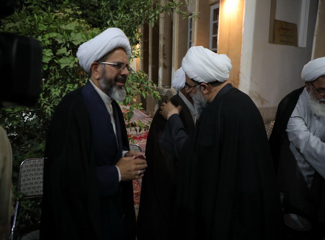 حضور آیت‌الله فاضل لنکرانی در دفتر مرحوم آیت‌الله علومی