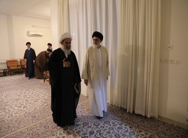 دیدار آیت الله فاضل لنکرانی با حجت الاسلام و المسلمین سیدعلیرضا حیدری از شاگردان مرحوم امام خمینی(قده)