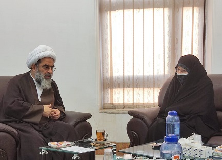 دین اسلام بهترین و والاترین ارزشها را برای زن قائل است دین اسلام بهترین و والاترین ارزشها را برای زن قائل است