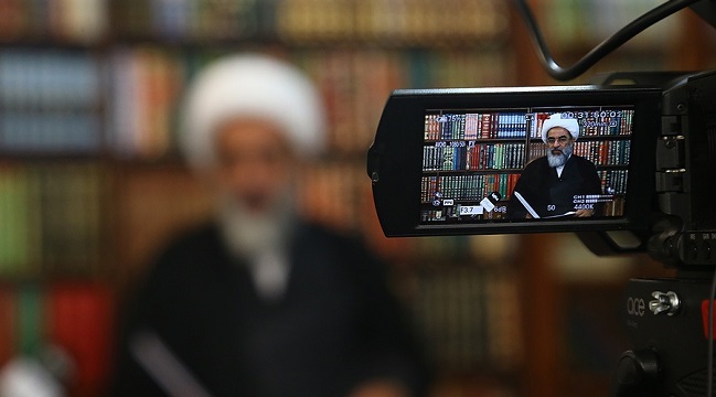 حضور در راهپیمایی ۲۲ بهمن برای هر کسی که توانایی داشته باشد یک واجب شرعی و یک وظیفه ملی است