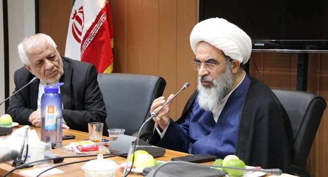 حفظ وحدت جامعه، یکی از ضروری‌ترین امور ماست