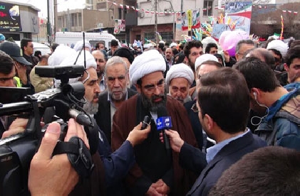 مصاحبه شبکه خبر سیمای جمهوری اسلامی ایران، با آیت الله حاج شیخ محمدجواد فاضل لنکرانی در راهپیمایی باشکوه 22 بهمن قم