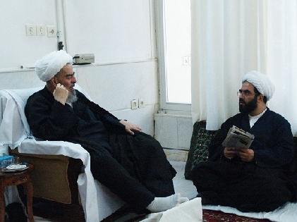 سبک زندگي حضرت آيت الله العظمي فاضل لنکراني(قده) در بيان فرزند ارجمندشان