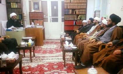 مراقب باشید اتحاد شما از بین نرود و نگذارید اختلاف نظرها باعث انشقاق بین شما شود