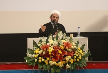 شرط اساسي حفظ انقلاب، شناخت امام است