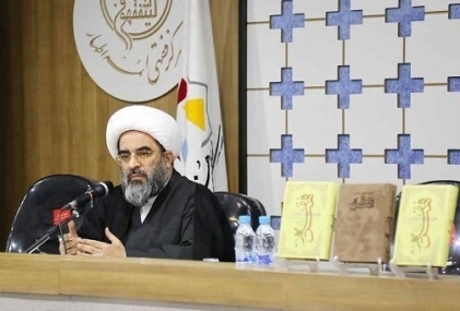 دین و حوزههای علمیه بايد معيارهاي هنر سالم را بيان کنند