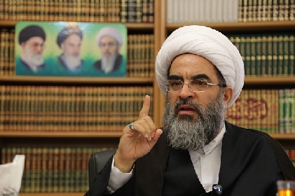 کسانی که عزاداری ها را بی پایه می دانند مورد عذاب خداوند هستند