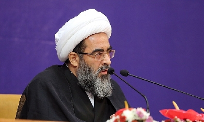 موتي كه تحت پرتو امام زمان(ع) است يعني بدانيم امام الآن از ما و شيعيانش چه ميخواهد؟