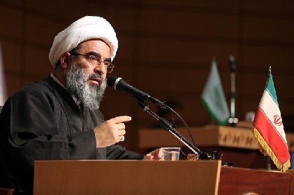 حوزه مسئولیت خود را سنگینتر بداند، نباید با پیام راهبردی رهبر انقلاب شعاری و احساسی برخورد شود