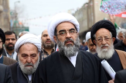 مردم ما همانطور که حفظ دین خود را واجب میدانند، حفظ انقلاب را هم واجب میدانند