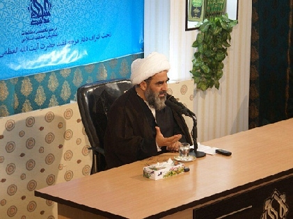 قرآن و عترت، معیار شناسایی انحراف/ ضرورت تربیت مبلغ اعتقادی