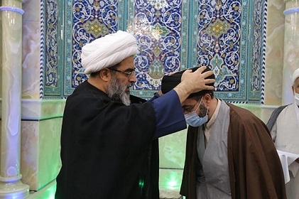 مراسم جشن امامت امام زمان(ع) و عمامه گذاری