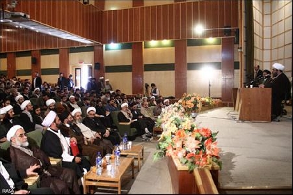 دین شناسی بدون إحاطه ادبی امکان پذیر نیست